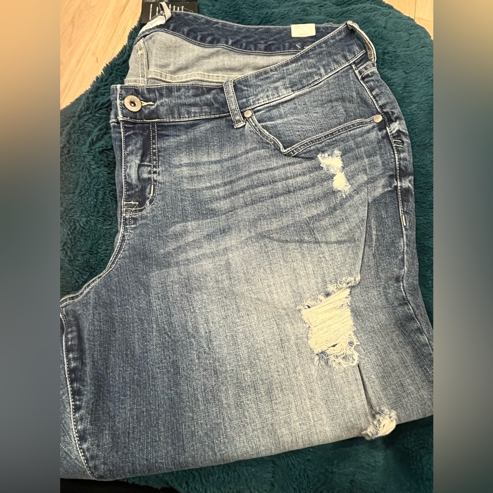 Deconstructed capri jeans